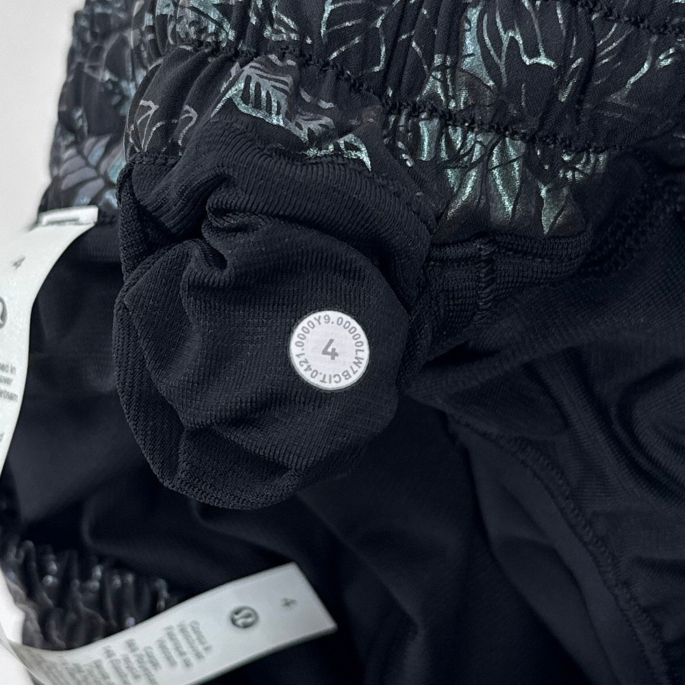 Lululemon Hotty Hot Shorts Womens 4 Black Teal Floral Lined Athletic Running LR - Picture 3 of 11
